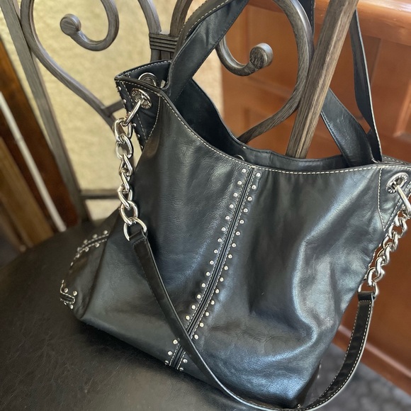 Michael Kors black Hobo bag. - Picture 2 of 3